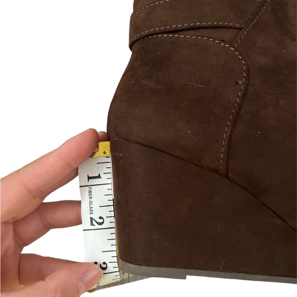 ⭐️ Women’s Booties - Picture 6 of 8